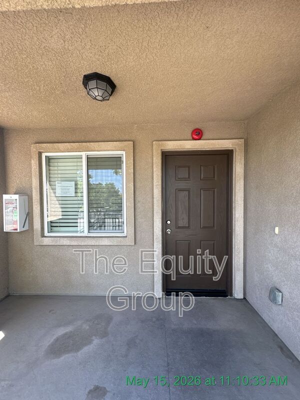 Foto del edificio - 2226 W Lark Ave