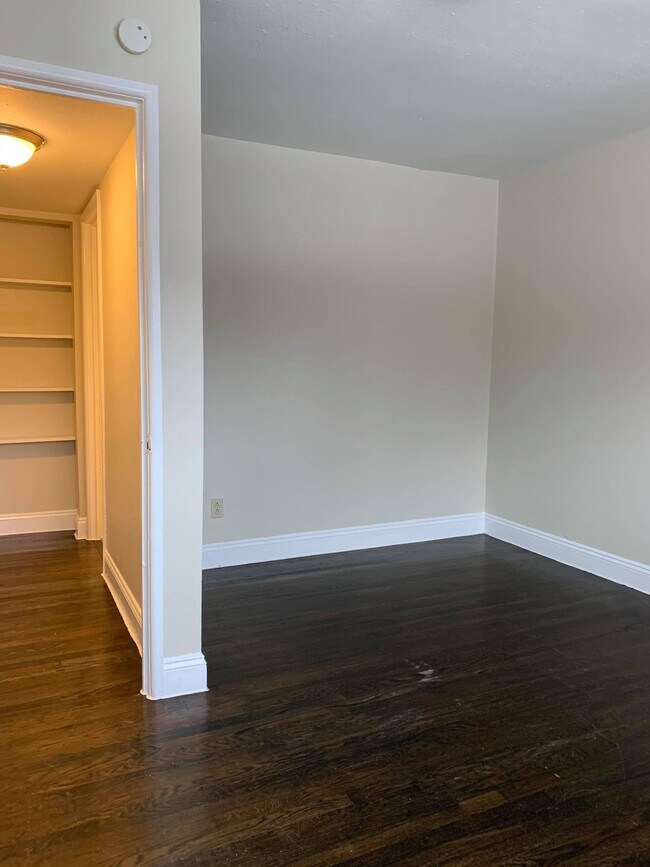 Foto del edificio - 4309 Walker Ln