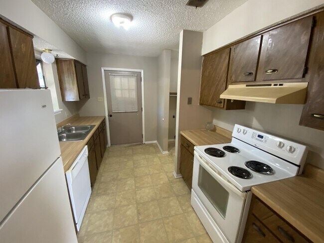 Foto del edificio - 8619 S 32nd Terrace