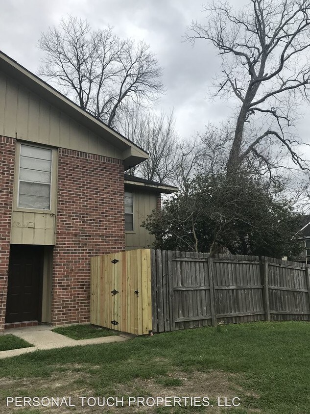 Foto principal - 8185 Bayou Fountain Ave