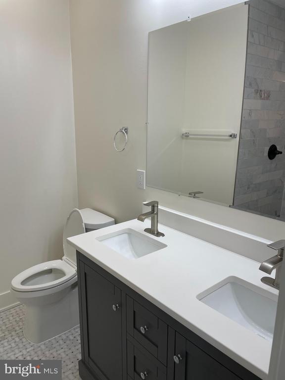 Foto del edificio - 415 11th St NE