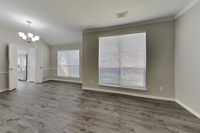 Building Photo - 20311 Longspring Dr