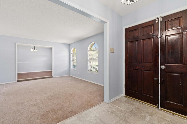 Foto del edificio - 433 Dogwood Dr