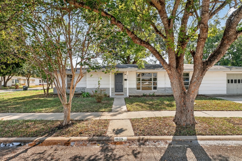 Primary Photo - 4634 Weir Dr