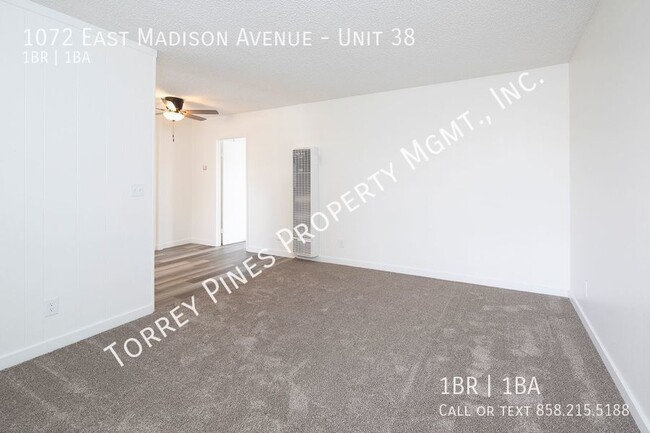 Foto del edificio - Gorgeous 1 Bed/1 Bath, Shimmering Pool and...