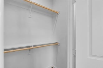 Building Photo - 1633 Bernard St