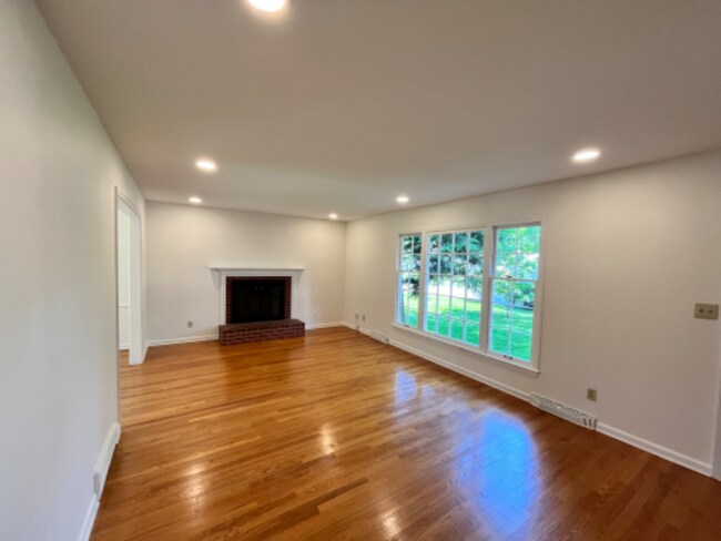 Foto del edificio - 7520 Aberdeen St