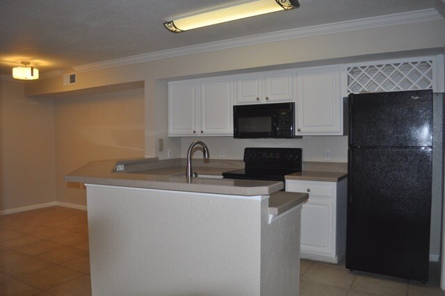 Building Photo - 400 Timberwalk Ct
