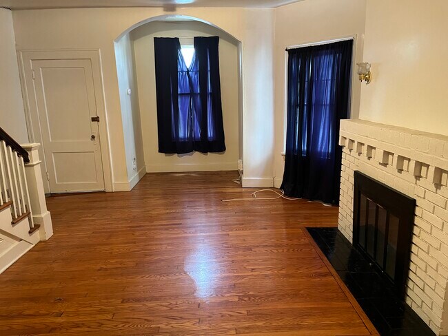 Foto del edificio - 270 S Cherry St