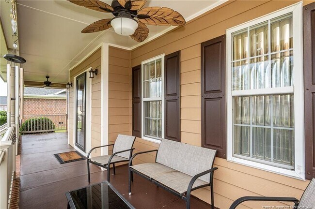 Foto del edificio - 1131 Curry Ford Dr