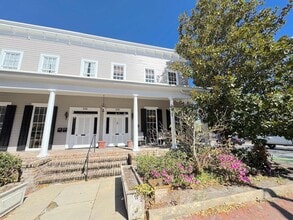 Building Photo - 226 E Gwinnett St