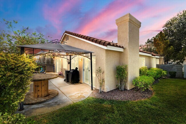 Building Photo - Henderson - single story 3 bedroom / 2 bat...