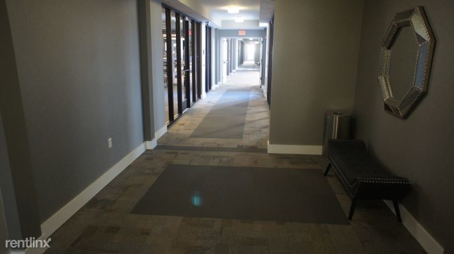 Building Photo - 300 Sheraton Plaza Dr