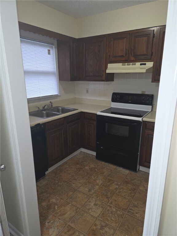 Foto del edificio - 1108 Tiger Blvd