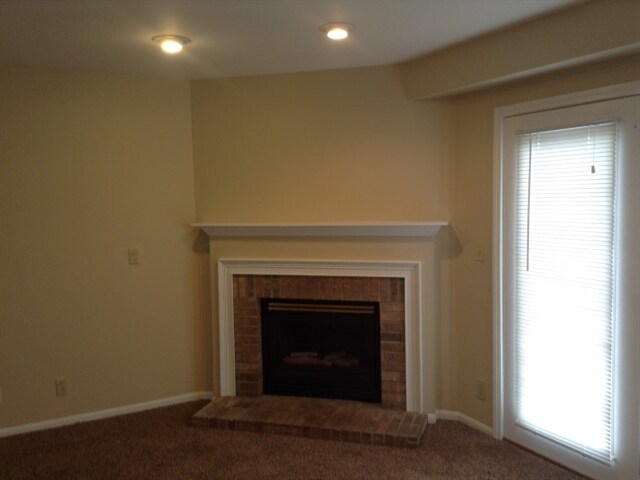 Building Photo - 5351 Valleycreek Dr