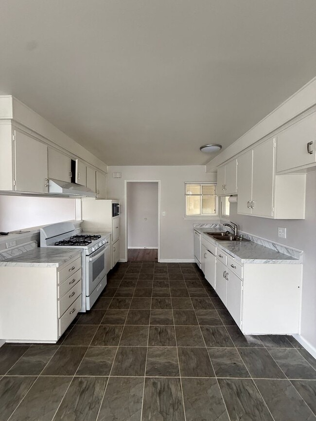 Foto del edificio - Single Story Home in Tanglewood with Easy ...