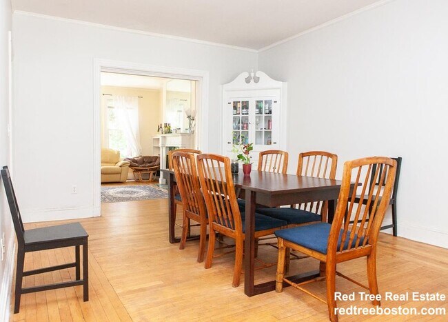 Foto del edificio - 1743 Commonwealth Ave