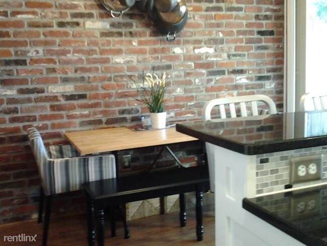 Foto del edificio - 2 br, 2 bath Townhome - 112 Culpepper Dr