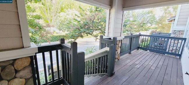 Building Photo - 1102 Brooks Range Landing
