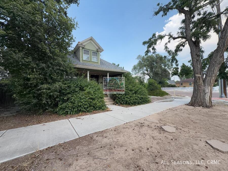 Photo - 230 E Espanola St-