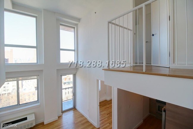 Building Photo - 339 Greene Ave