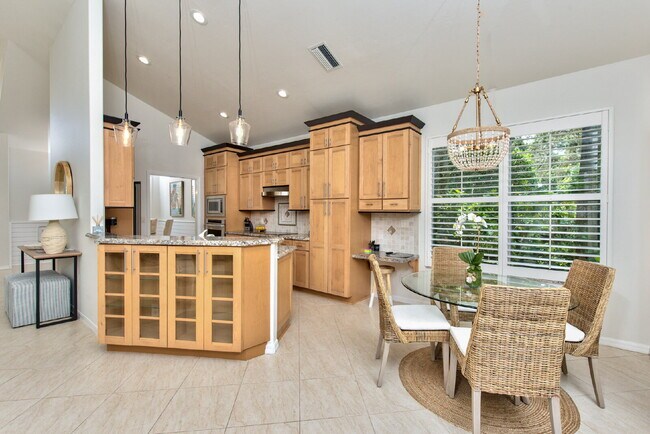 Foto del edificio - Pelican Marsh Pool home