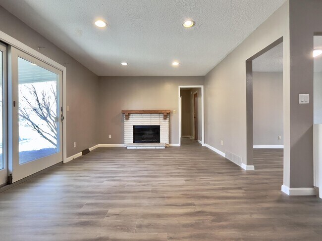 Building Photo - 2401 Westchester Blvd