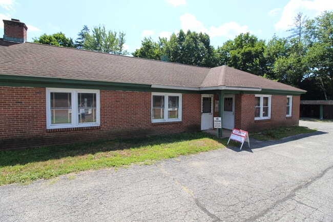 Building Photo - 207 Migeon Ave