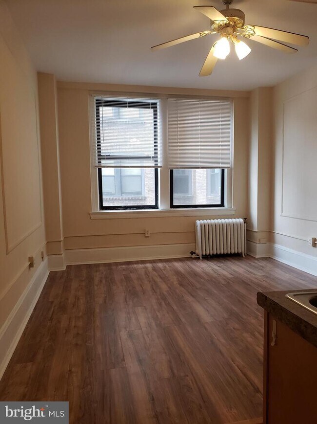 Foto del edificio - 1324 Locust St