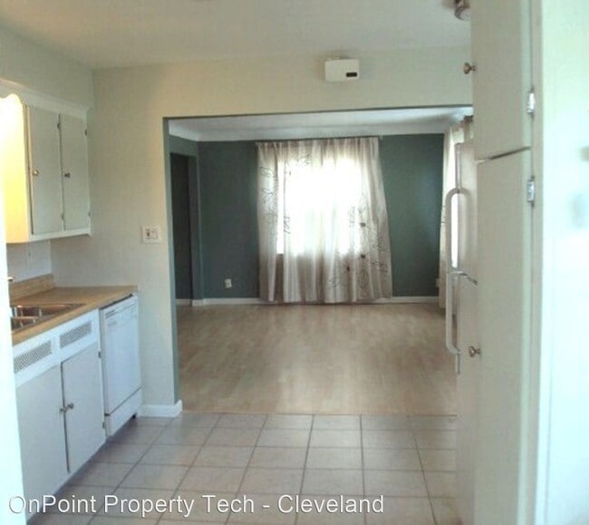 Building Photo - 2 br, 2 bath House - 4301 Kenmore Avenue