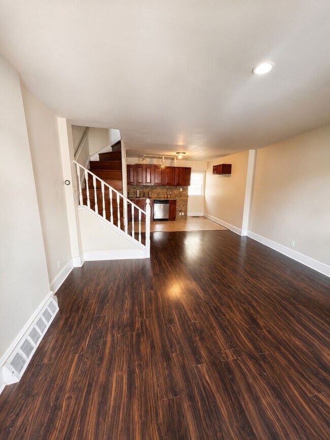 Building Photo - Charming 3-Bedroom Home Available Soon in Manayunk