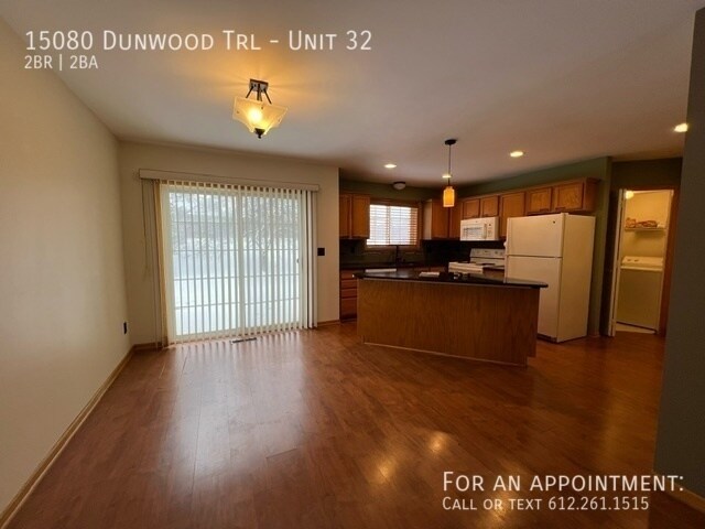 Foto del edificio - 15080 Dunwood Trail