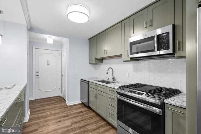 Foto del edificio - 2500 N Van Dorn St