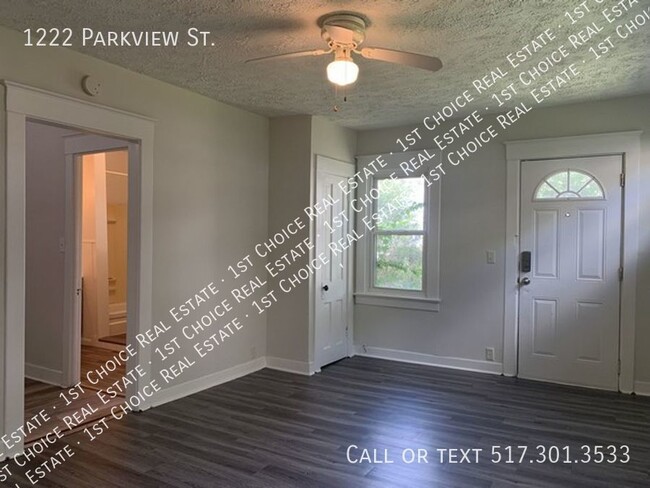 Building Photo - 1222 Parkview St