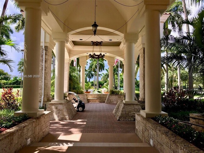 Foto del edificio - 5758 NW 97th Pl