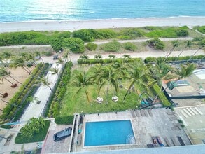 Building Photo - 9195 Collins Ave