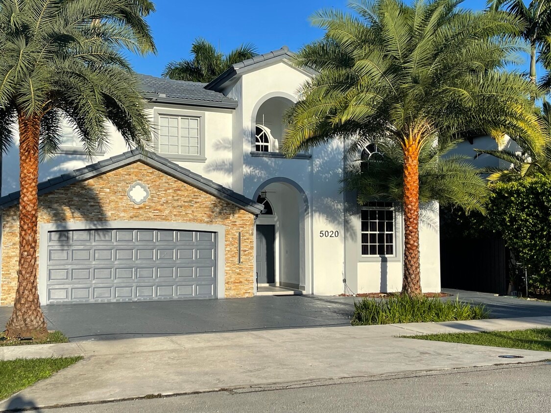 Foto principal - 5020 SW 159th Ave