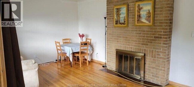 Photo du bâtiment - 3006 Alexander Ave