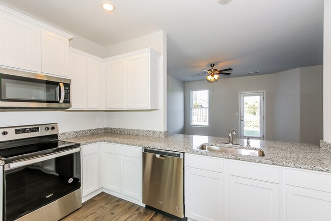 Foto del edificio - 2027 River Park Ct