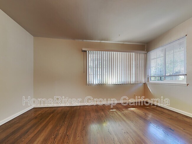 Foto del edificio - 3809 1st Ave