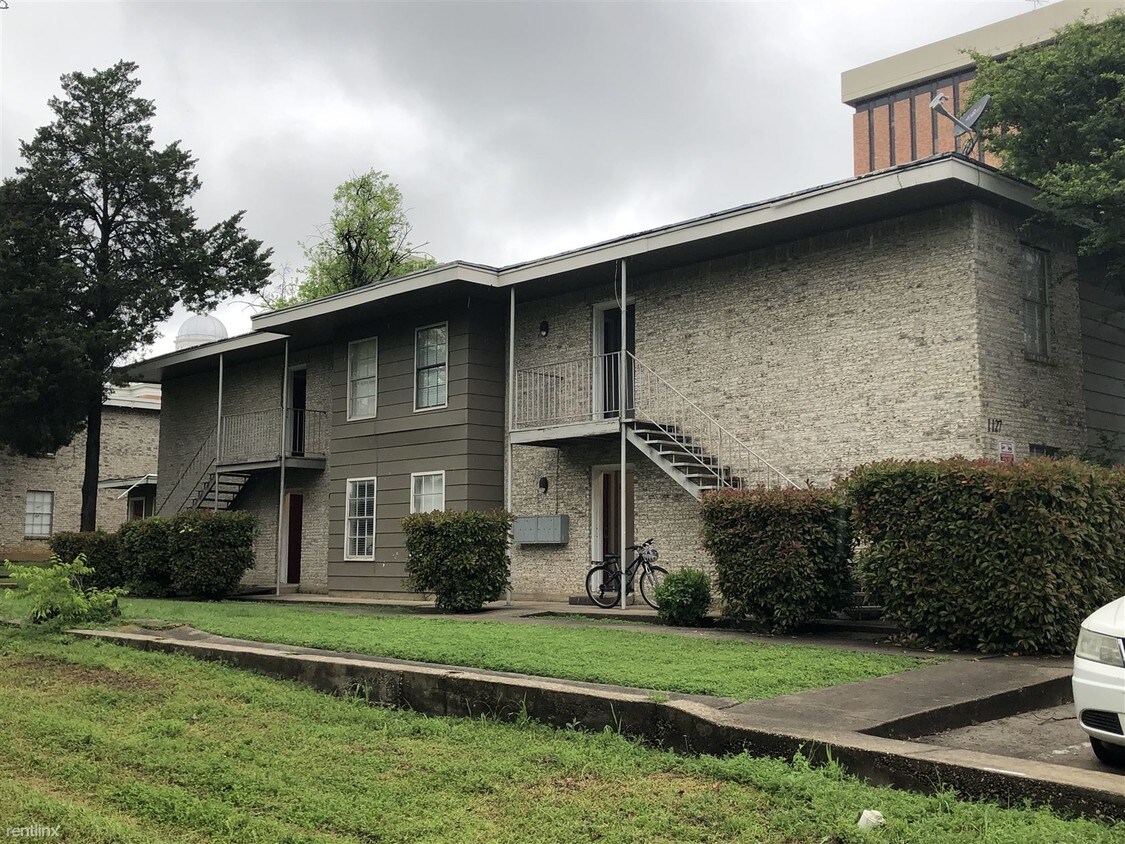 Foto principal - 1 br, 1 bath Apartment - Bellaire