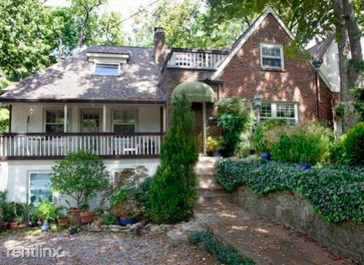 Primary Photo - 2 br, 1 bath Condo - 1812 Ashwood Ave