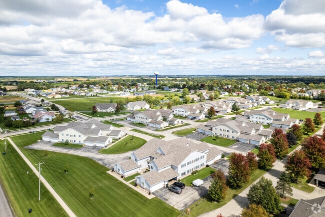 Aerial Photo - 1706 Birchwood St