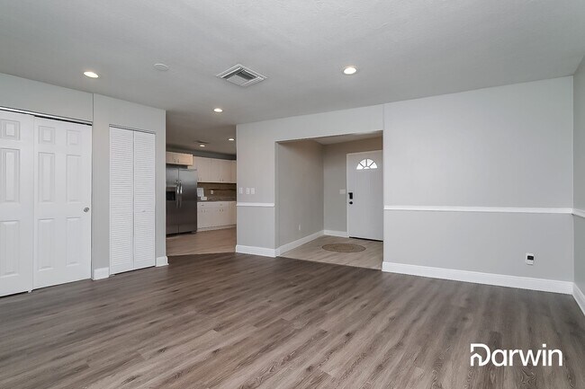 Building Photo - 6518 Talbot Cir