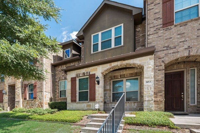 Building Photo - 853 Whitehall Dr
