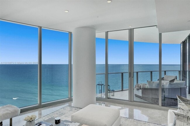Building Photo - 15701 Collins Ave