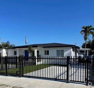 Building Photo - 1002 NW 74th St
