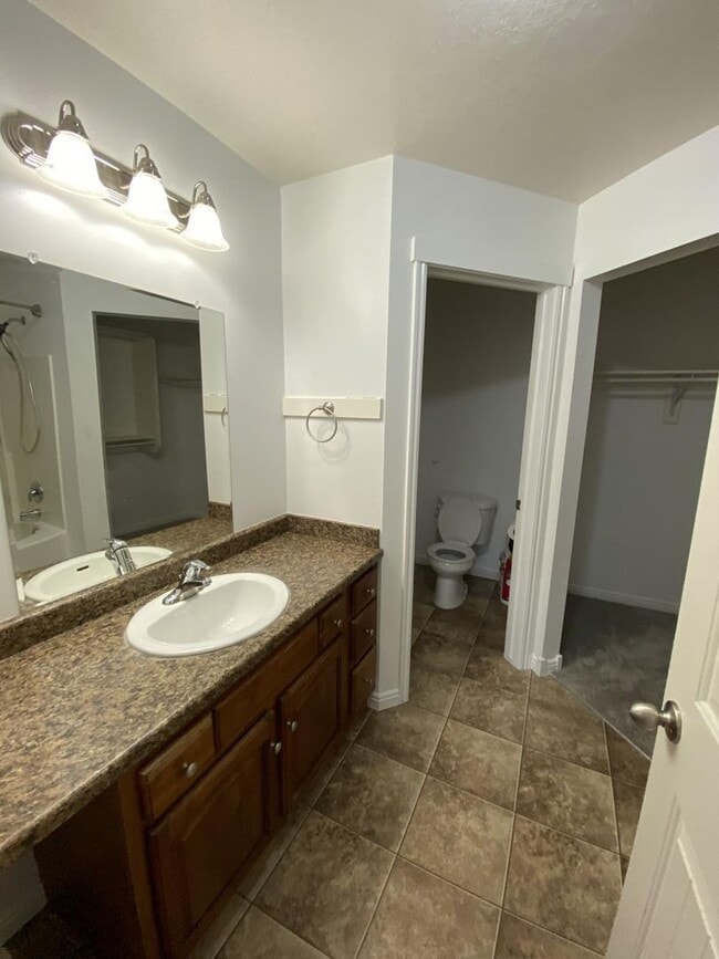 Building Photo - 1512 N 540 W