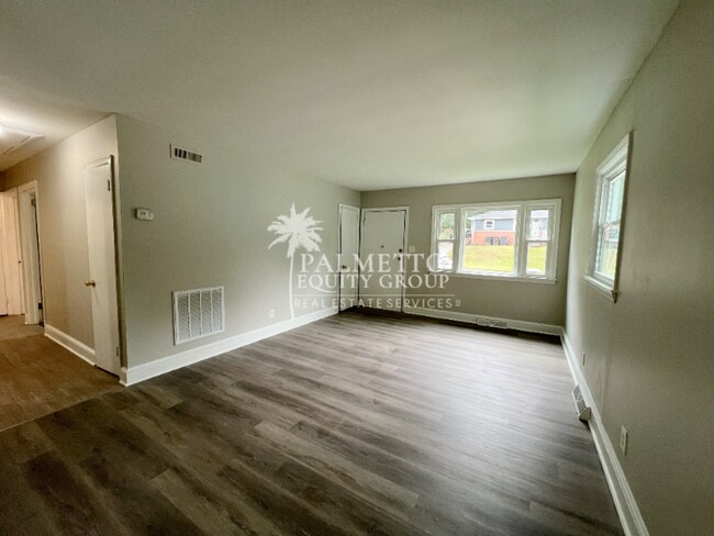 Building Photo - 2506 Belmar St