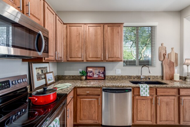 Foto del edificio - 15240 N 142nd Ave